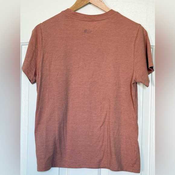 🌄 The North Face Women’s Graphic Tee Large Rust Pink Retro Mountain Logo Shirt - Picture 4 of 13